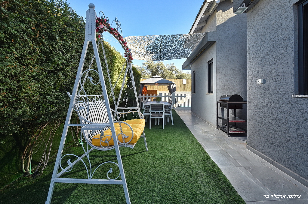 אורות באחוזה (22)